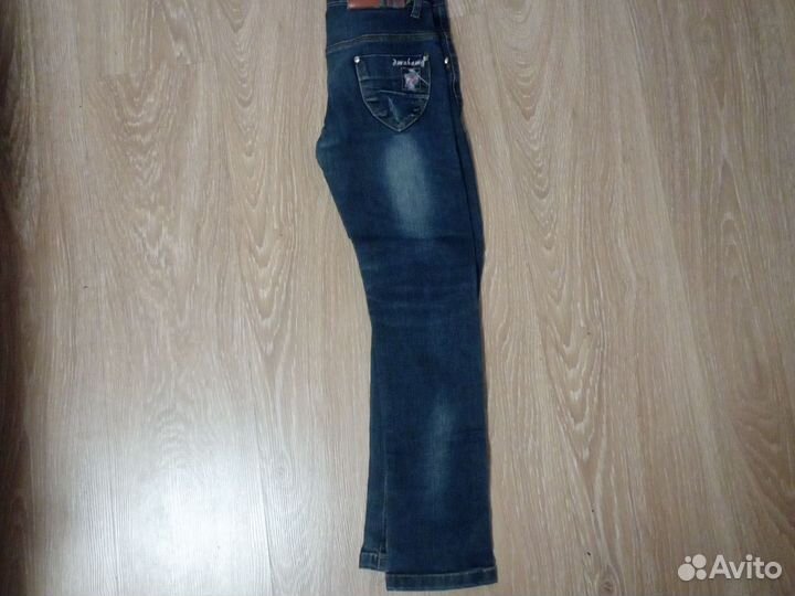 Джинсы на девочку 7-8 лет с регулируемым поесом