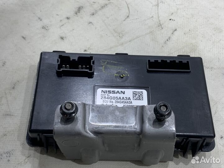 Блок управления крышкой багаж. Nissan Murano Z52