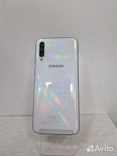 Samsung Galaxy A50, 4/64 ГБ
