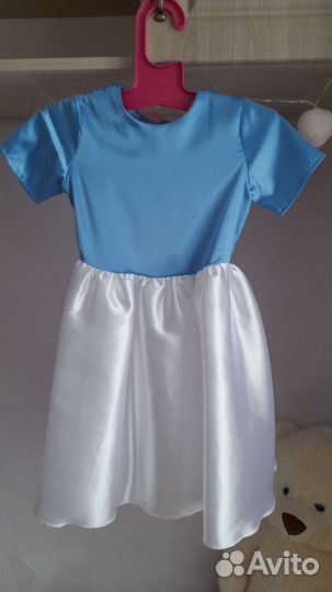 Платье для девочки 110 новое