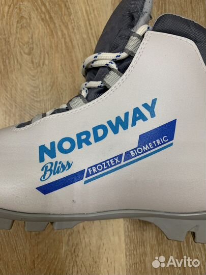 Ботинки на беговые лыжи 36