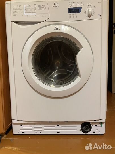 Стиральная машина indesit