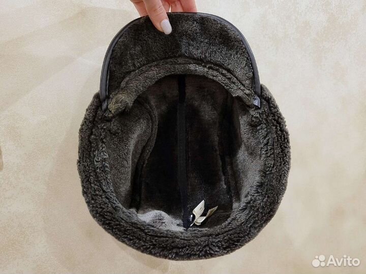 Шапка-ушанка с козырьком