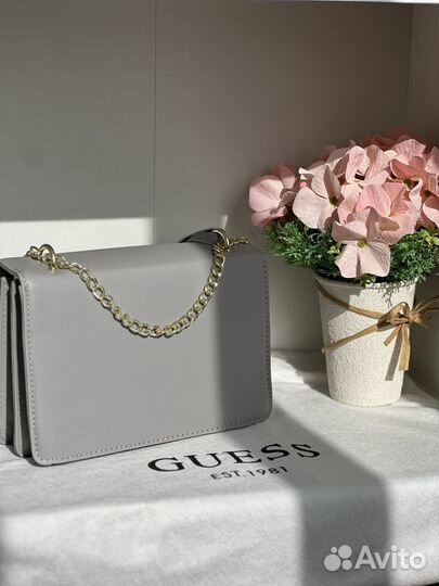 Сумка guess новая