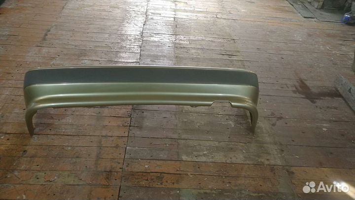 Бампер задний