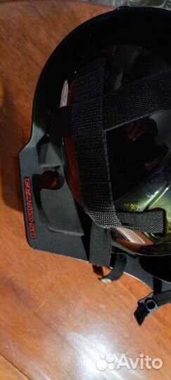 Вратарский хоккейный шлем CCM 7000sr