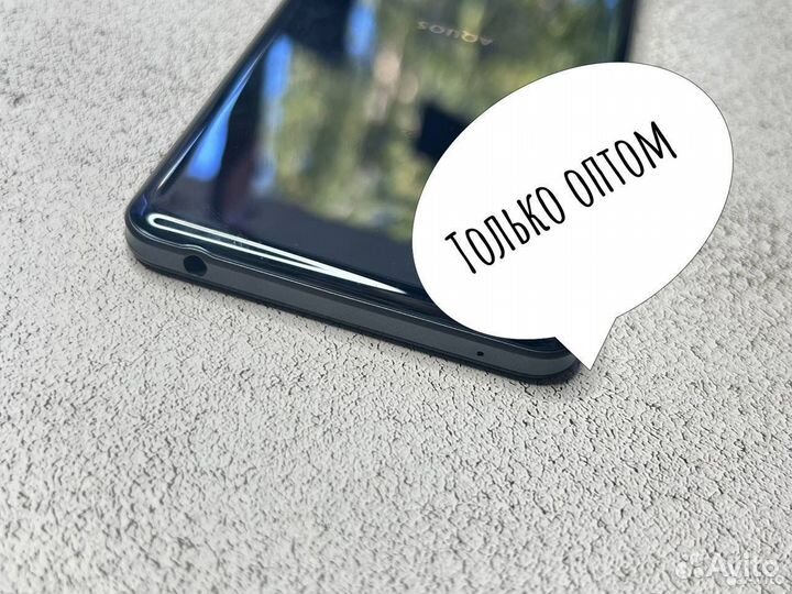 Японский телефон Sharp aquos zero б/у оптом