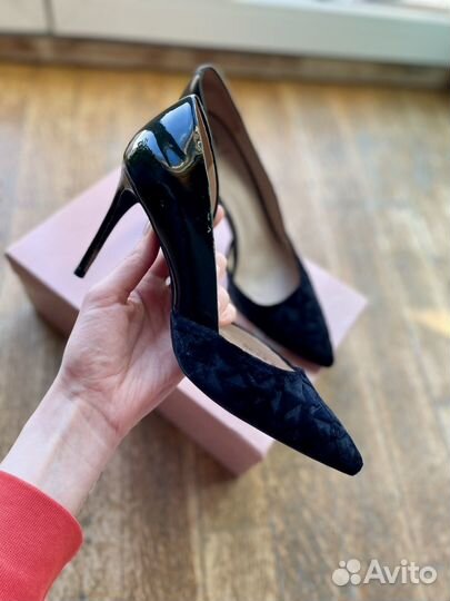 Туфли шпильки черные