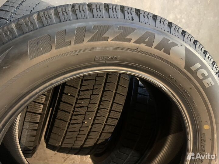 Bridgestone Blizzak Ice 215/55 R16 93S
