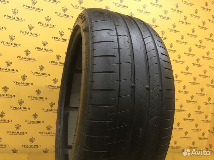 Pirelli P Zero 275/40 R22