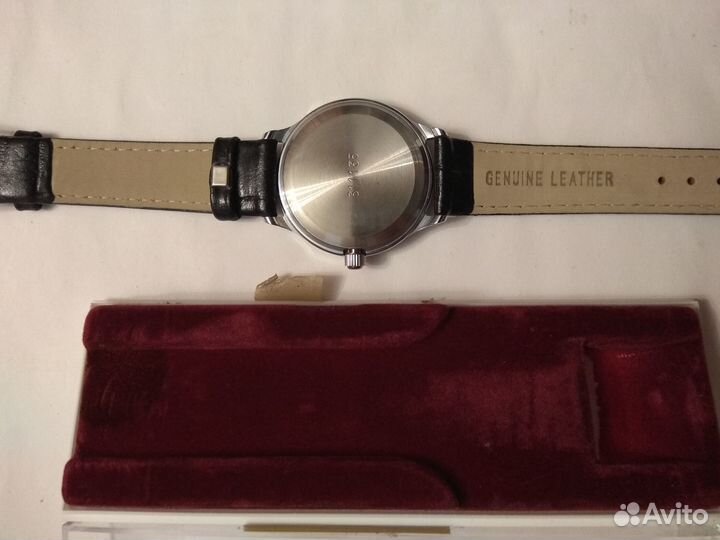 Часы наручные механ-кие poljot 17jewels, номерные