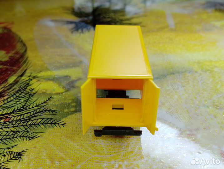 Mercedes Benz, почтовый грузовик