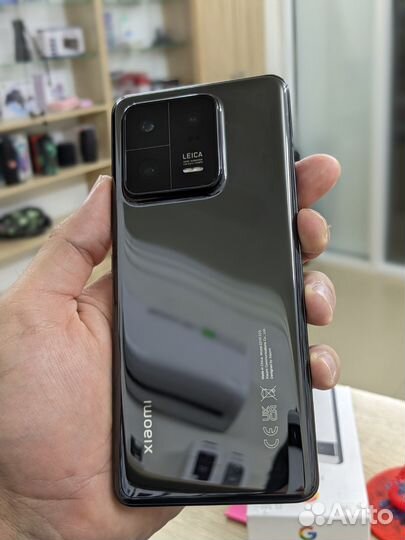 Xiaomi 13 Pro, 12/256 ГБ
