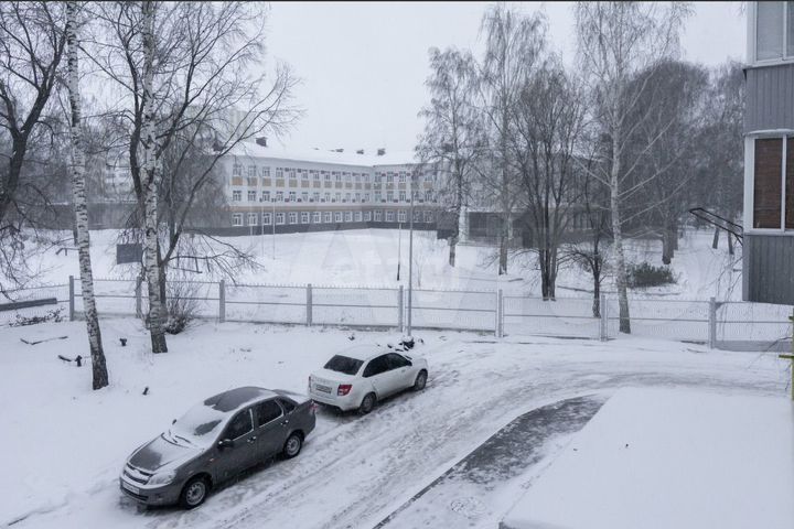 4-к. квартира, 73,4 м², 2/5 эт.