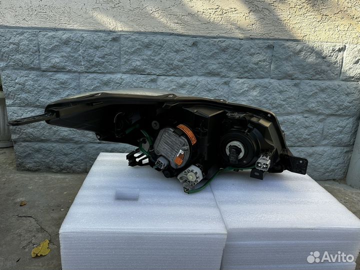 Фара левая Subaru Forester SJ