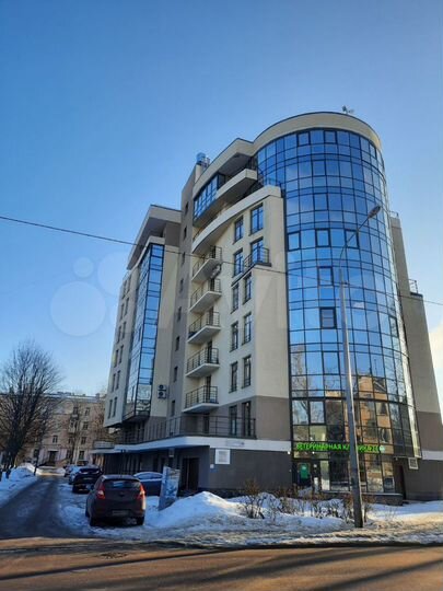 3-к. квартира, 126 м², 4/9 эт.