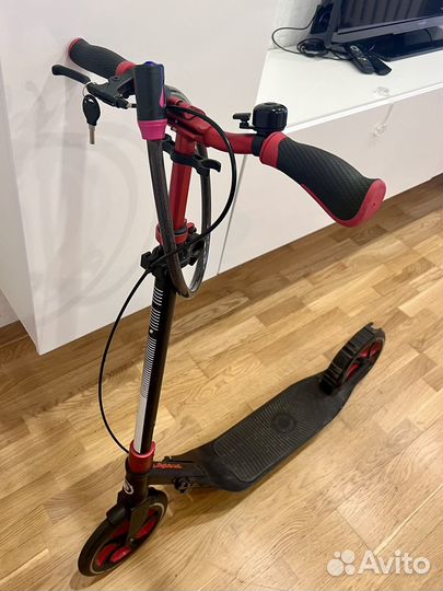 Самокат globber ONE NL 230 ultimate черно-красный