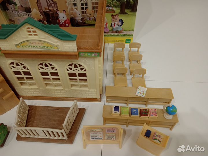 Sylvanian families Лесная школа 5105