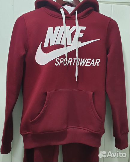 Спортивный костюм Nike