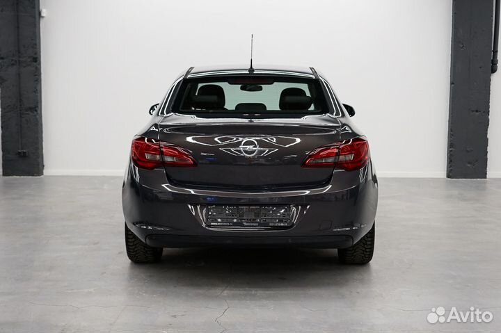 Opel Astra 1.6 AT, 2013, 154 000 км