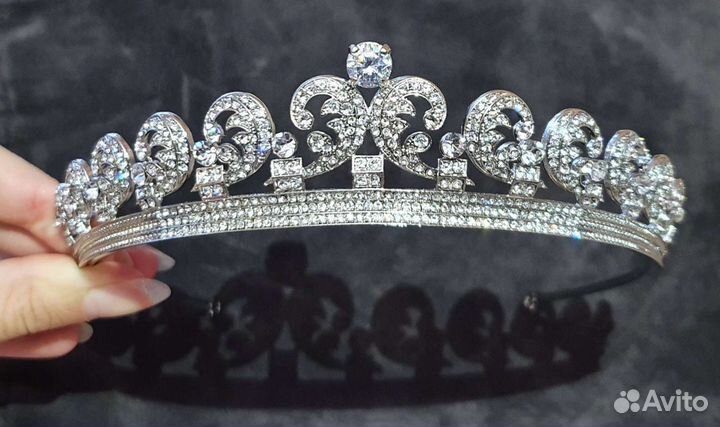 Свадебная диадема и серьги