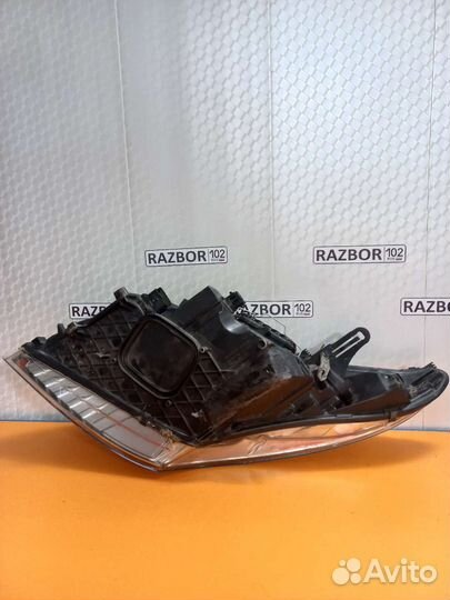 Фара правая Renault Megane 3