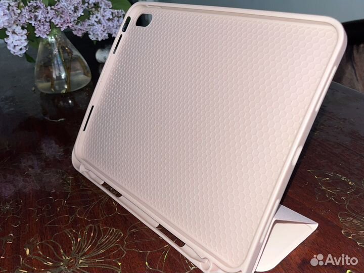 Чехол на iPad air 10.9 (2022года)