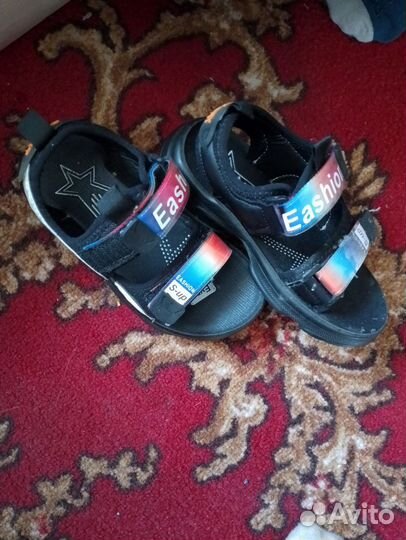 Сандали детские