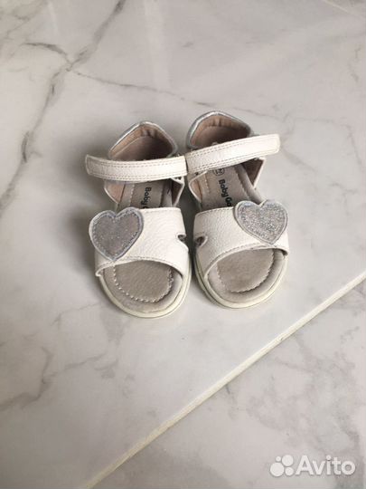 Босоножки для девочки