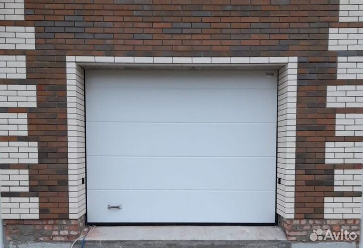 Секционные ворота с калиткой монт-ж до 48 час