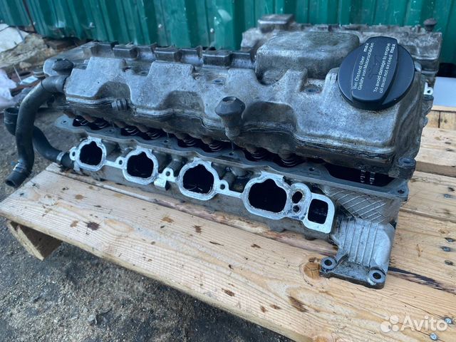 Головка блока цилиндров левая Mercedes Benz S