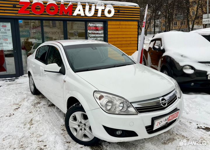 Opel Astra 1.8 AT, 2013, 214 400 км