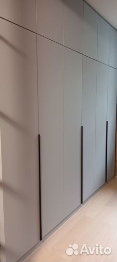 Двери для шкафа распашные, стойка, полки