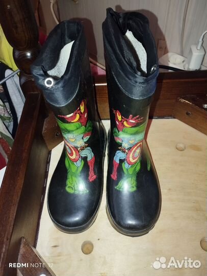 Резиновые сапоги