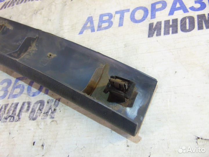 Обшивка двери багажника для Mitsubishi RVR 1 1991