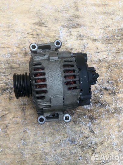 Генератор Audi A4 B7