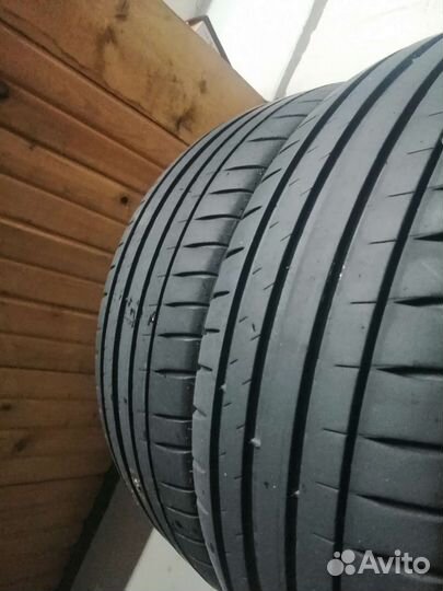 Michelin Pilot Sport 4 205/55 R16