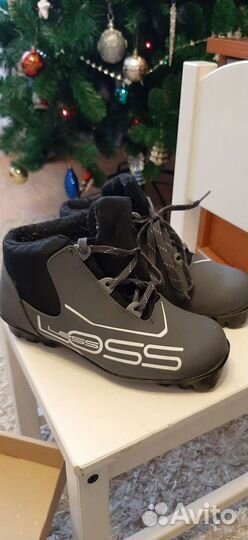 Лыжные ботинки классические размер 35