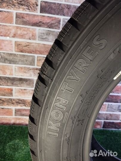 Ikon Tyres Nordman 8 195/65 R15 95T