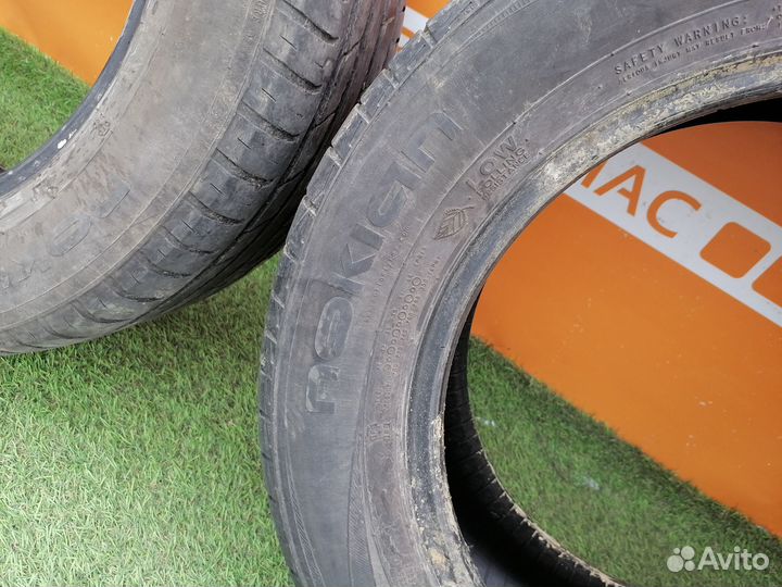 Nokian Tyres All Weather+ 215/60 R16