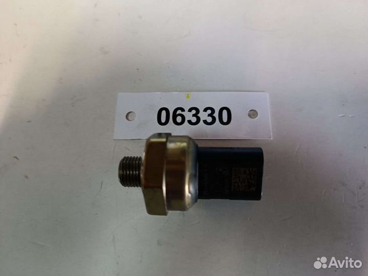 Датчик давления масла BMW X1 F48 12618647488,86474