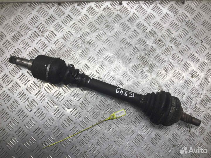 Полуось передняя левая (приводной вал, ШРУС) Volkswagen Passat Aaa Aaa