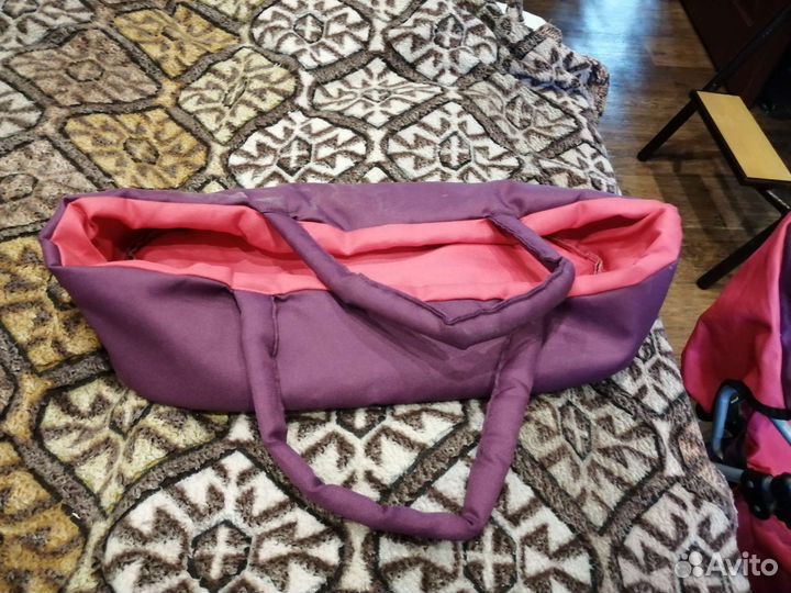 Коляска кукольная