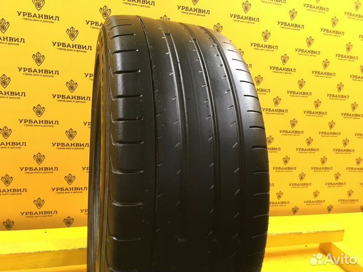 Yokohama Advan Sport V105 235/45 R17 97Y