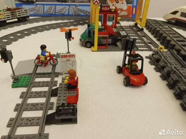 Lego City поезда