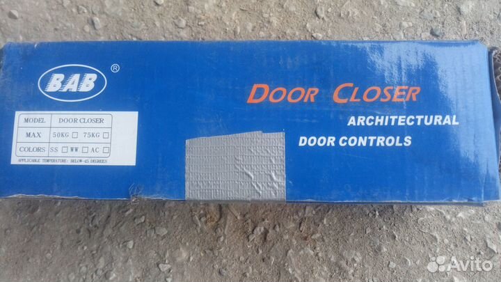 Доводчик двери