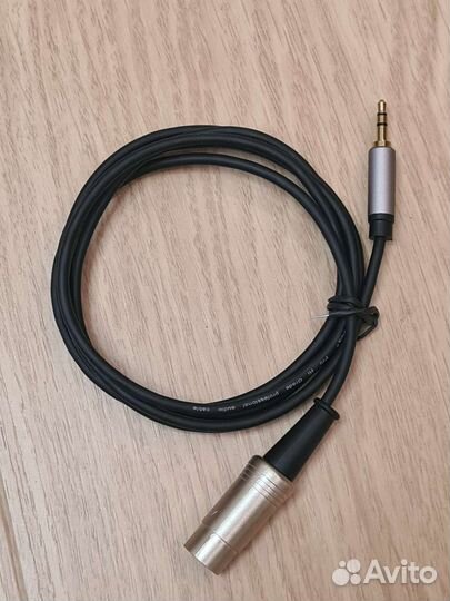 Кабели и аксессуары Bang&Olufsen