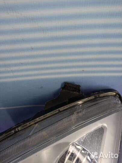 Фара левая Toyota Vitz 2008