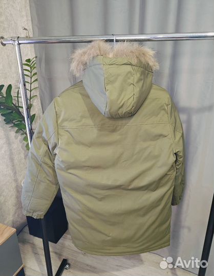 Зимняя куртка Canada Goose