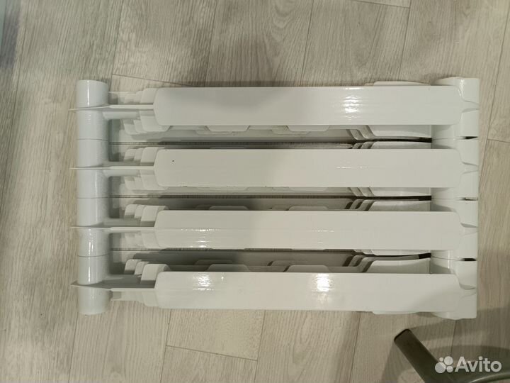 Радиатор отопления Royal Thermo 4 секции